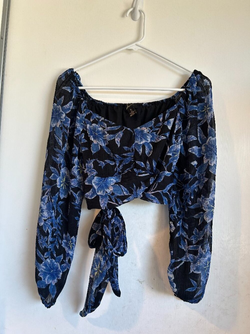 Floral Cropped Blouse